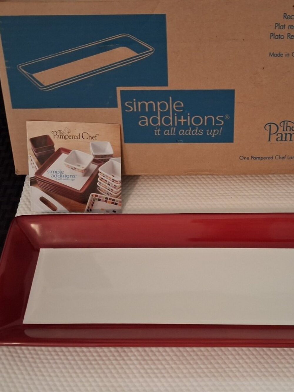 Pampered Chef Simple Additions Serving Platter Cranberry Accent #2058 Open Box
